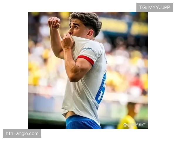 加维与里士满中场组合持续发力,球队状态稳步回升 加维与里士满中场组合持续发力,球队状态稳步回升