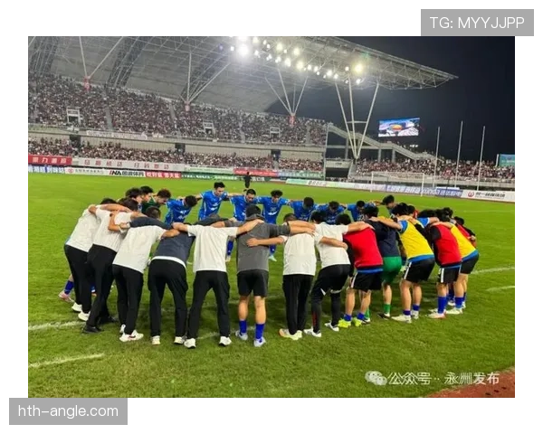 颜骏凌状态回暖,力保球门不失助球队关键战保持不败